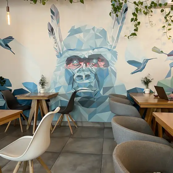 Mural z kolibrami